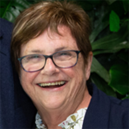 Session Clerk<br>Denise Hunter